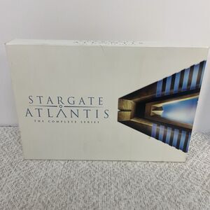 Stargate Atlantis The Complete TV Series Collection DVD 2010 26 Disc Set READ